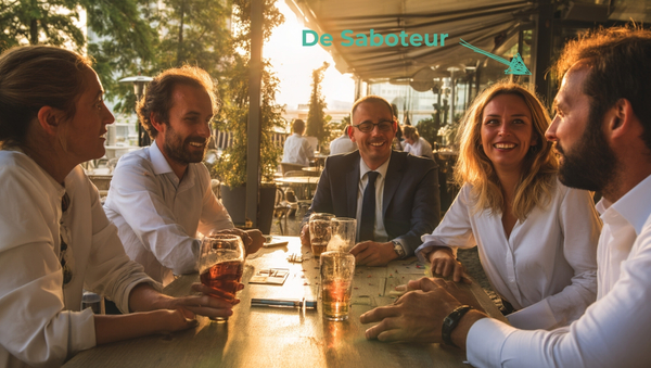 Wie is De Saboteur